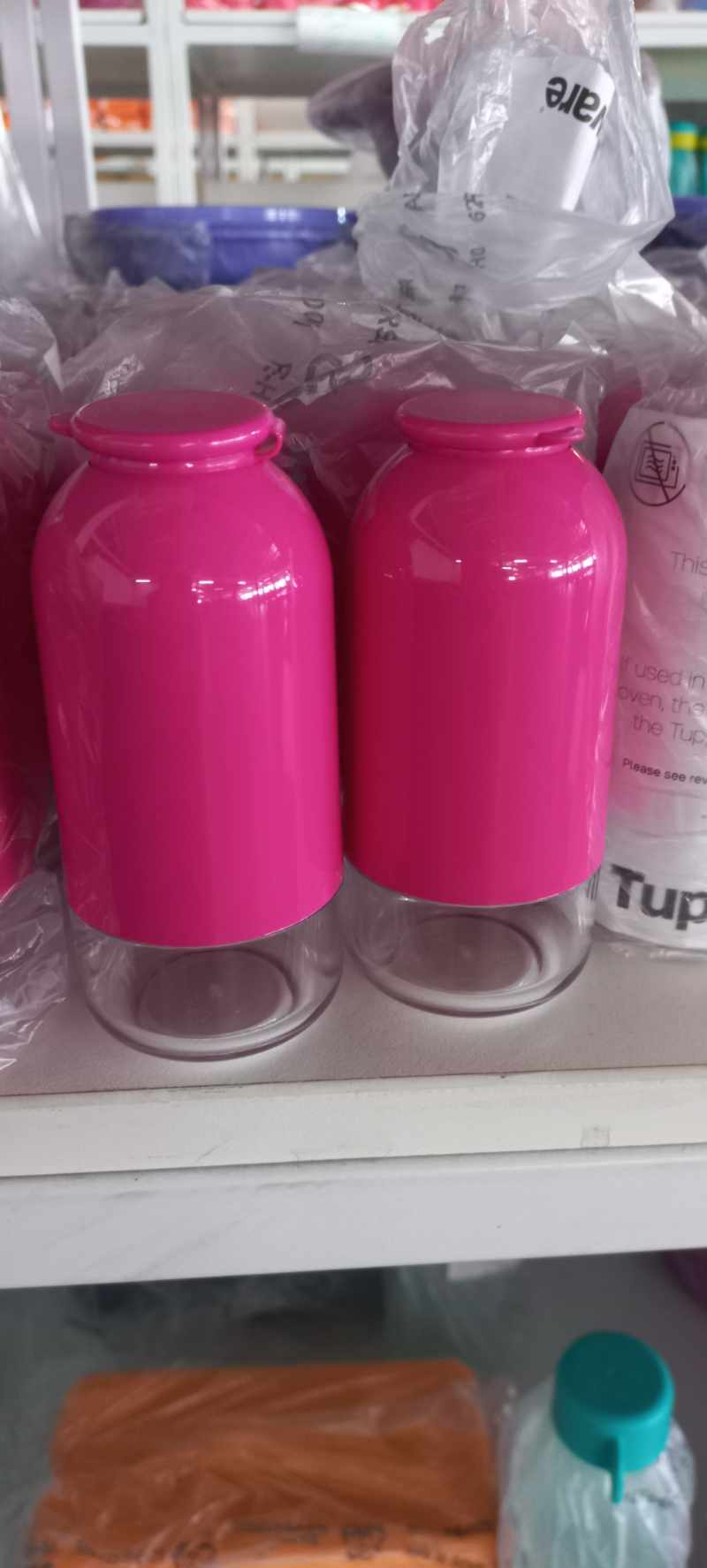 Tupperware thumbnail 32