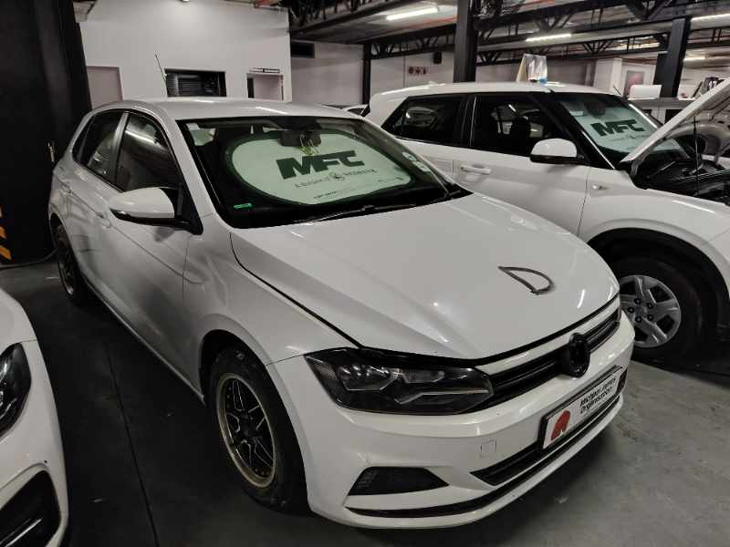2018 VOLKWAGEN POLO 1.0 TSI TRENDLINE thumbnail 3