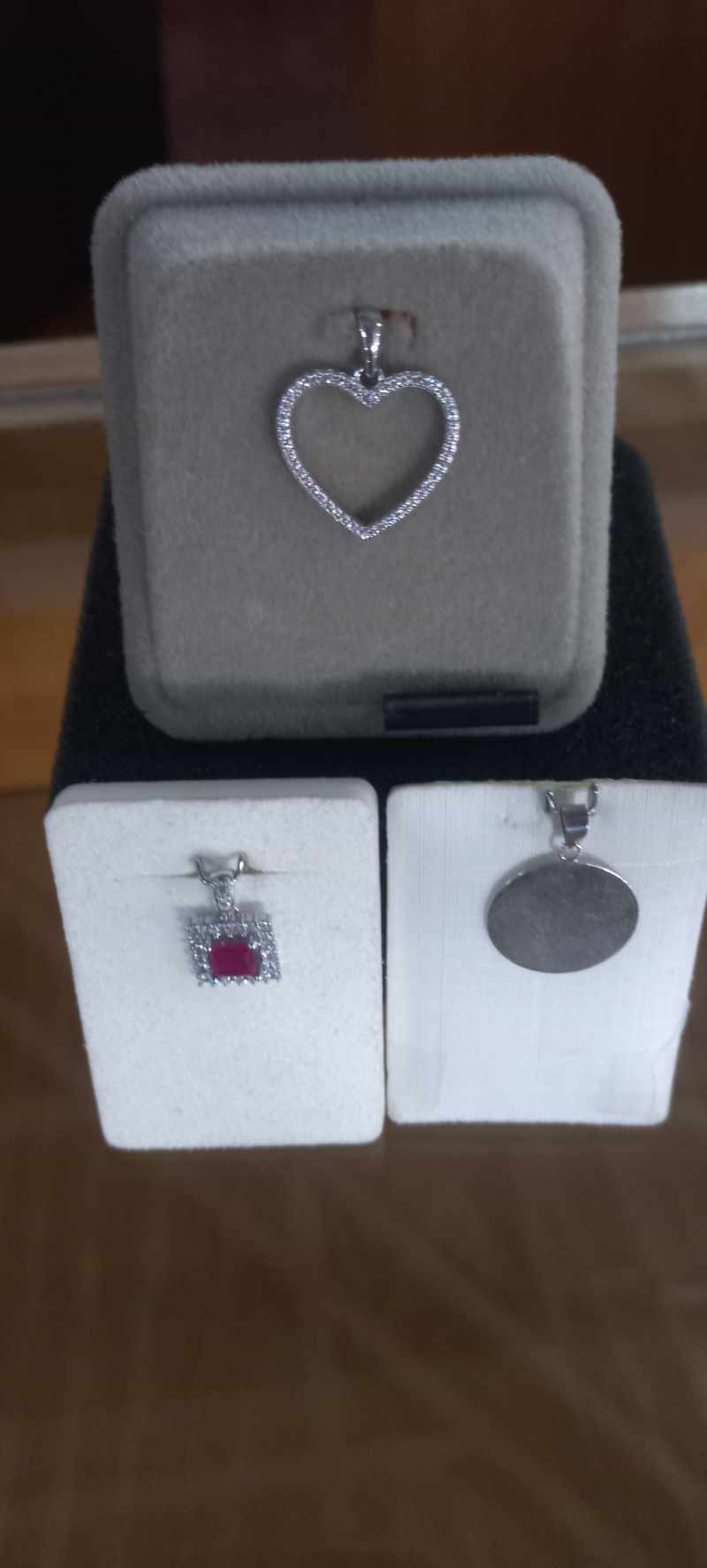 Quantity Jewellery and Watches thumbnail 33