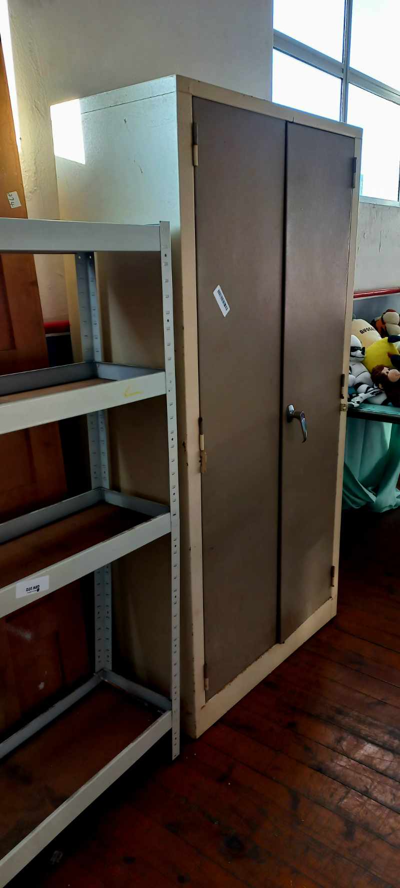 Various Household Furniture, Appliances, Tools etc thumbnail 57