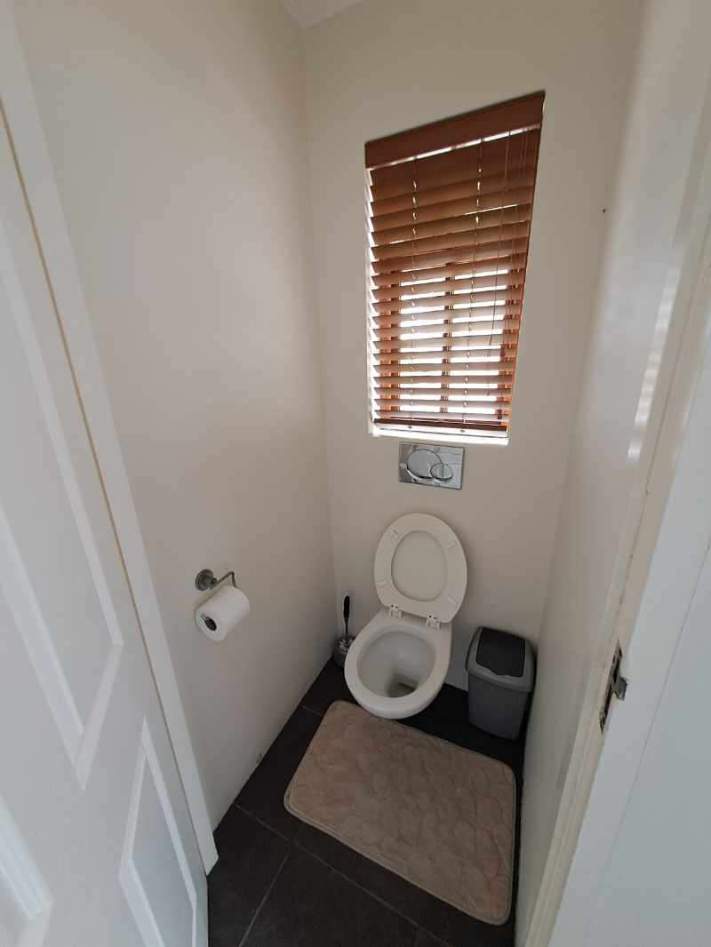 Modern Property thumbnail 7