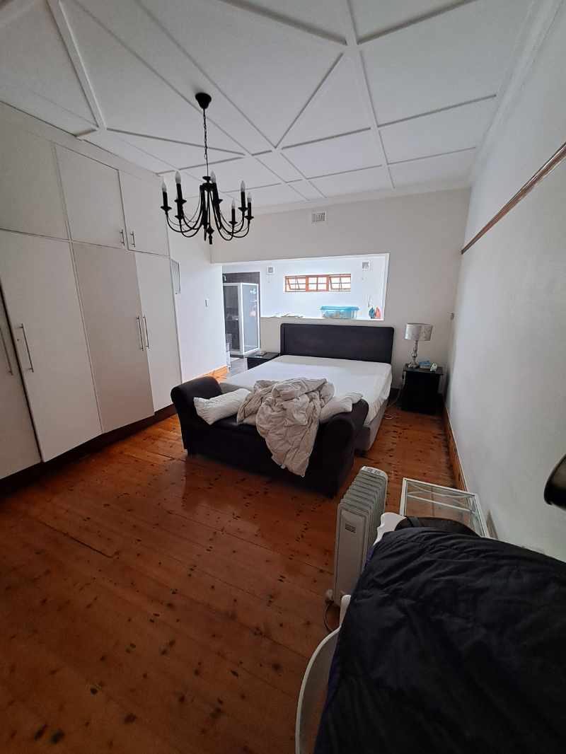 Modern Property thumbnail 8