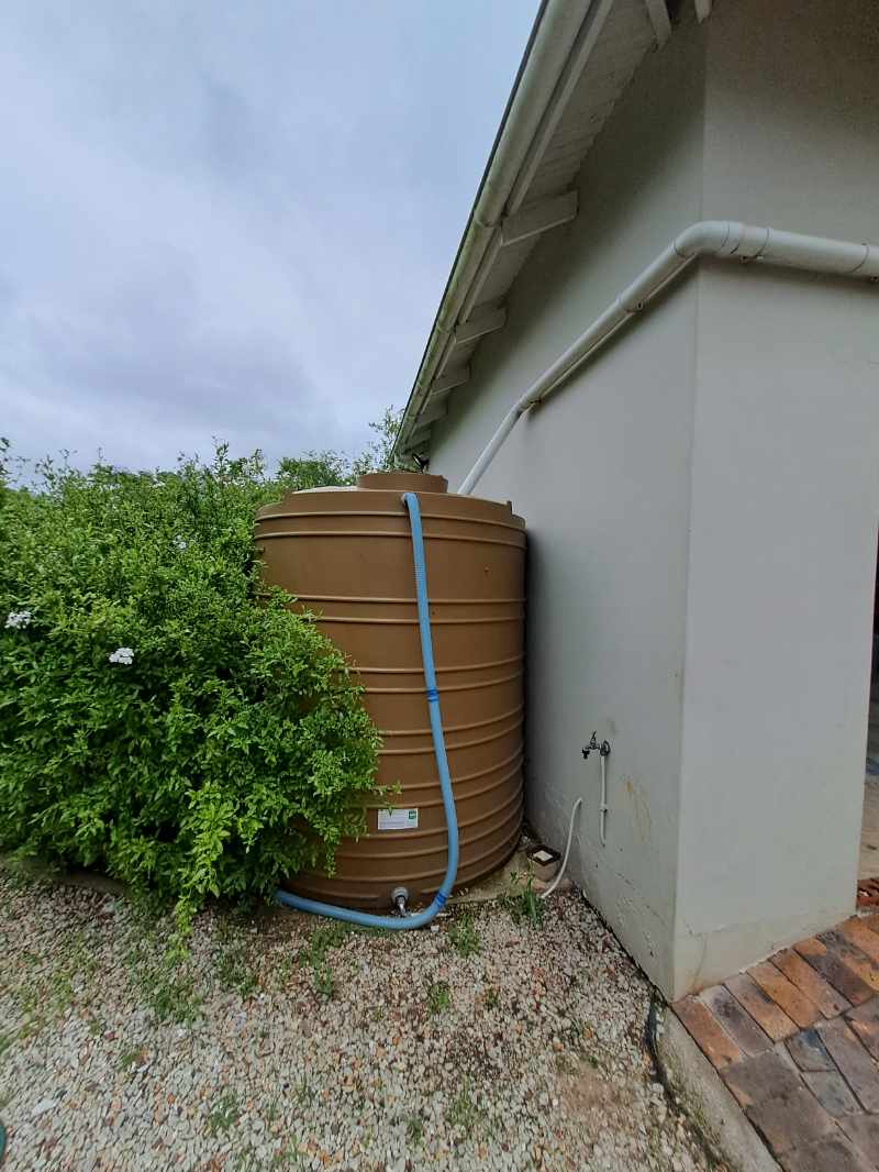 Modern Property thumbnail 30