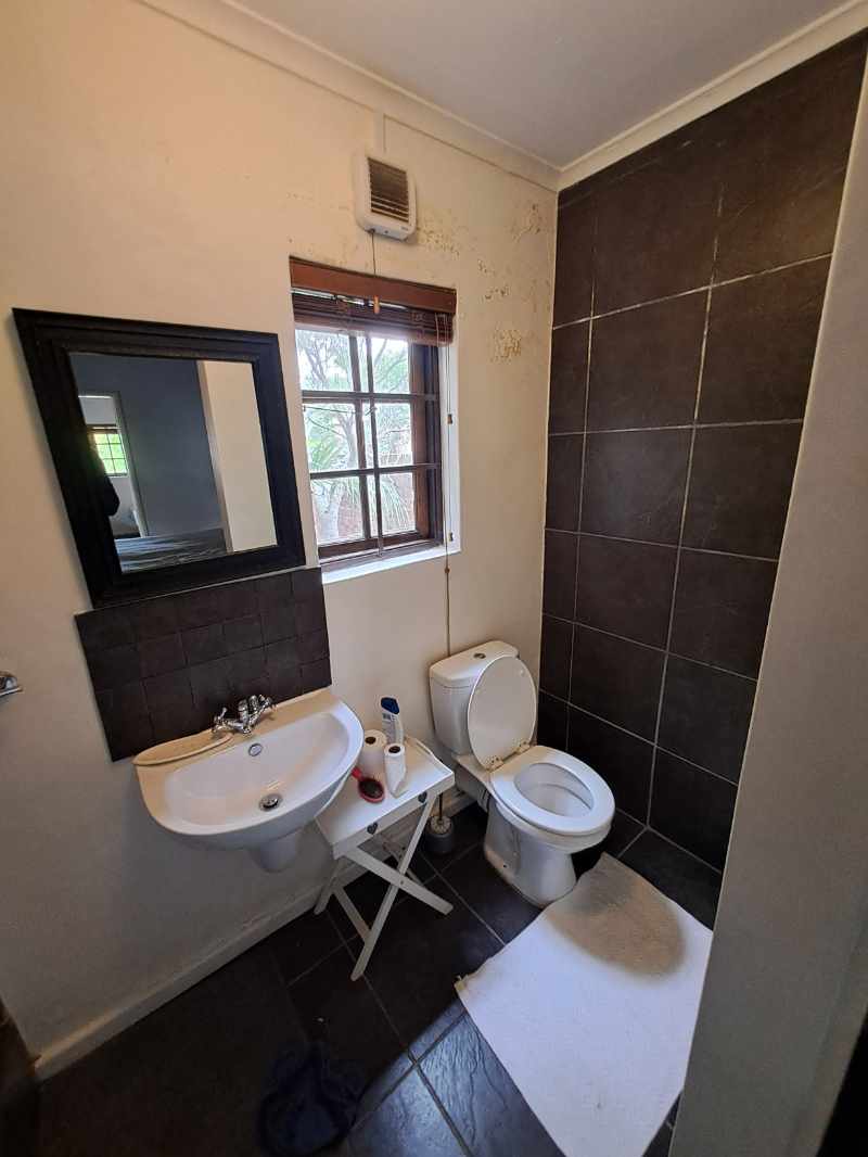 Modern Property thumbnail 41