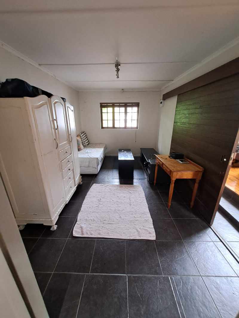 Modern Property thumbnail 43