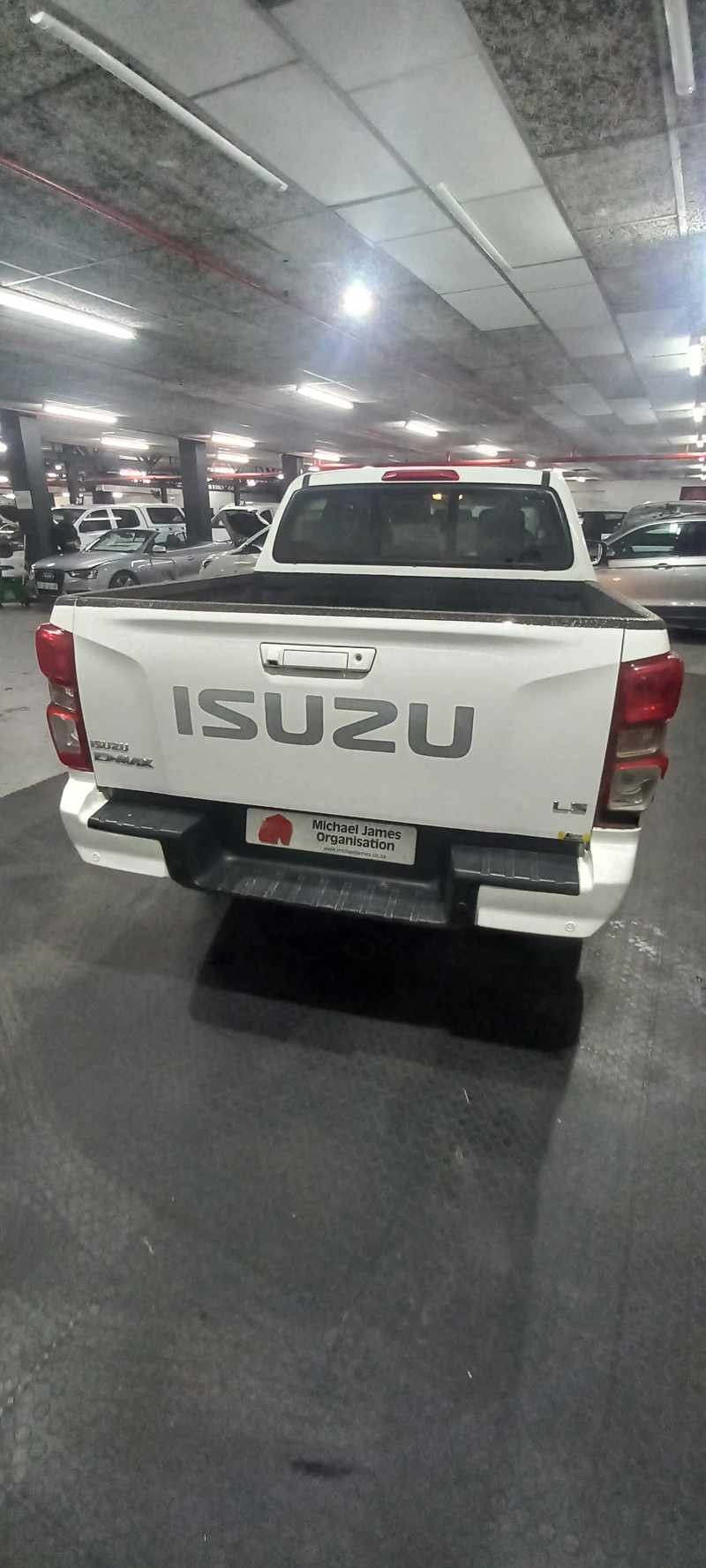 2023 ISUZU D-MAX 1.9 Ddi HR LS A/T D/C P/U thumbnail 2