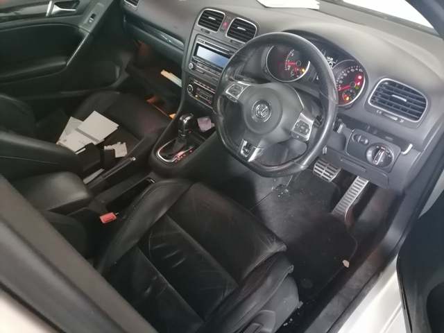 2011 Volkswagen Golf VI GTI 2.0 DSG thumbnail 7