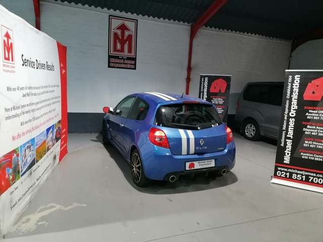 2012 Renault Clio III 2.0 Sport thumbnail 6