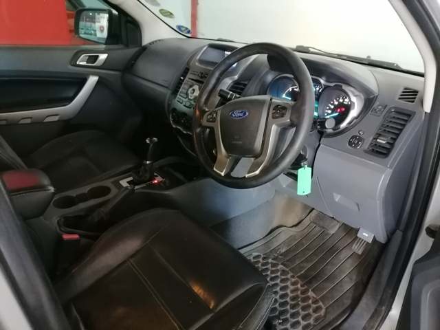 2014 Ford Ranger 3.2 TDCi 4x4 D/C Auto thumbnail 7