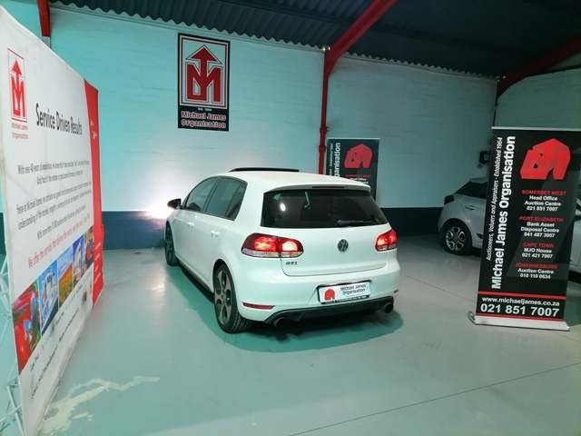2012 Volkswagen Golf VI GTi 2.0 DSG thumbnail 6