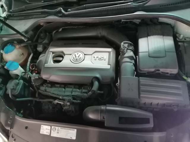 2012 Volkswagen Golf VI GTi 2.0 DSG thumbnail 8
