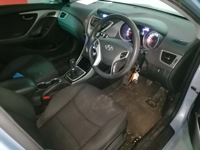 2012 Hyundai Elantra 1.6 thumbnail 7
