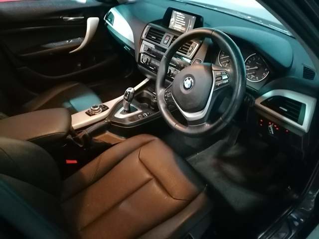2017 BMW 120i Auto thumbnail 7