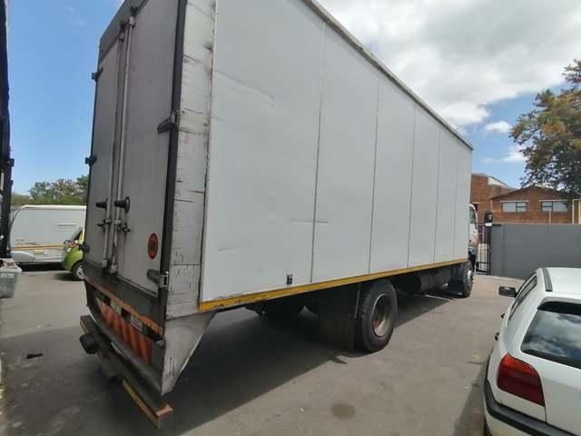 2013 Tata 1513 EX2 Closed Body Truck thumbnail 4