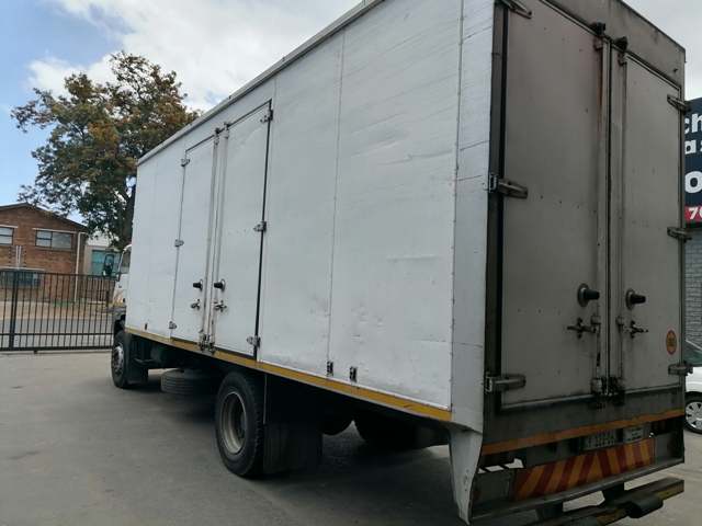 2013 Tata 1513 EX2 Closed Body Truck thumbnail 8