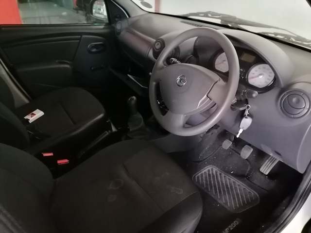 2021 Nissan NP200 1.6 thumbnail 7