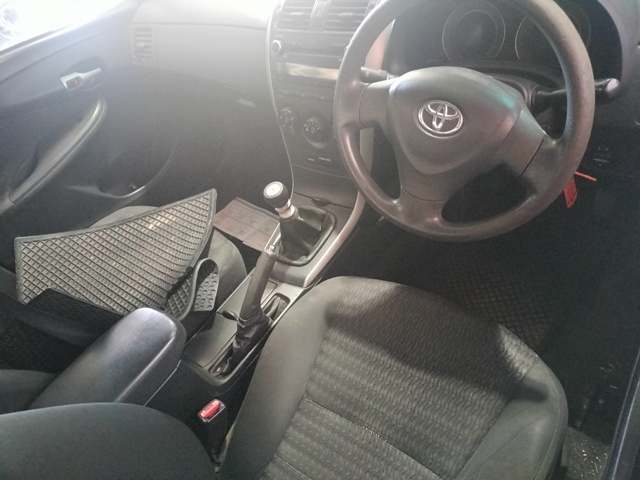 2009 Toyota Corolla 1.3 thumbnail 4