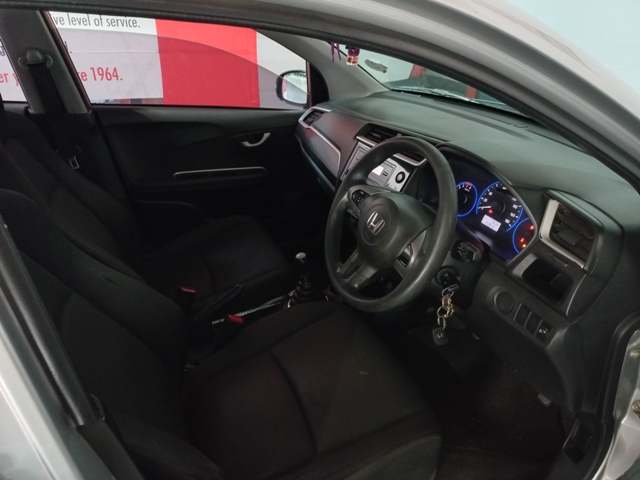 2016 Honda Brio 1.2 thumbnail 7