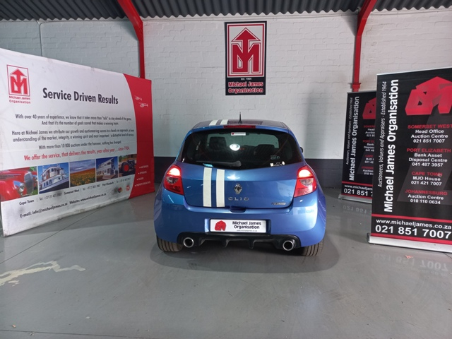 2012 Renault Clio III 2.0 Sport thumbnail 4