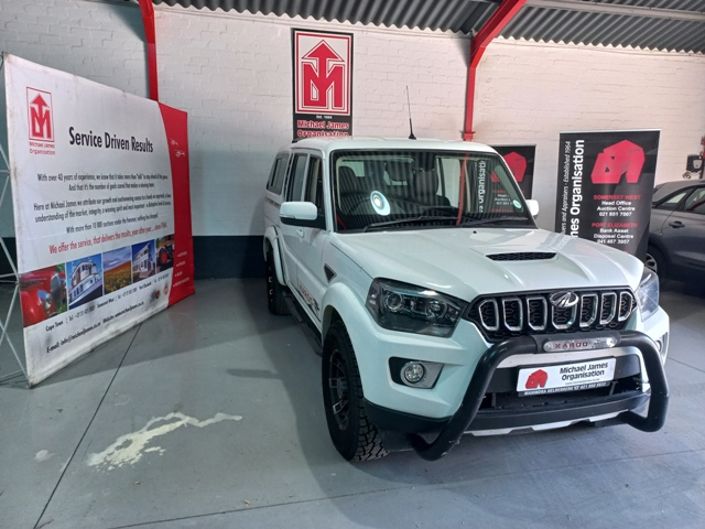 2020 Mahindra PIK UP 2.2 A/T P/U/DC thumbnail 3