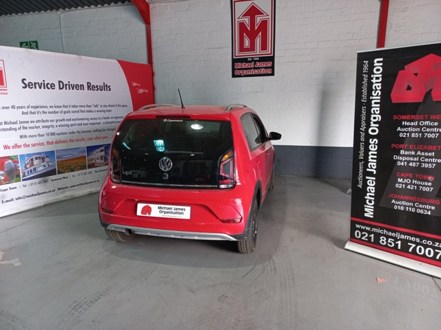 2019 Volkswagen Cross Up 1.0 thumbnail 9