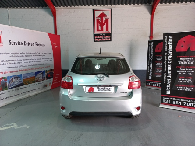 2012 Toyota Auris 1.3 thumbnail 4