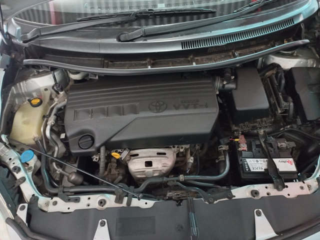 2012 Toyota Auris 1.3 thumbnail 9