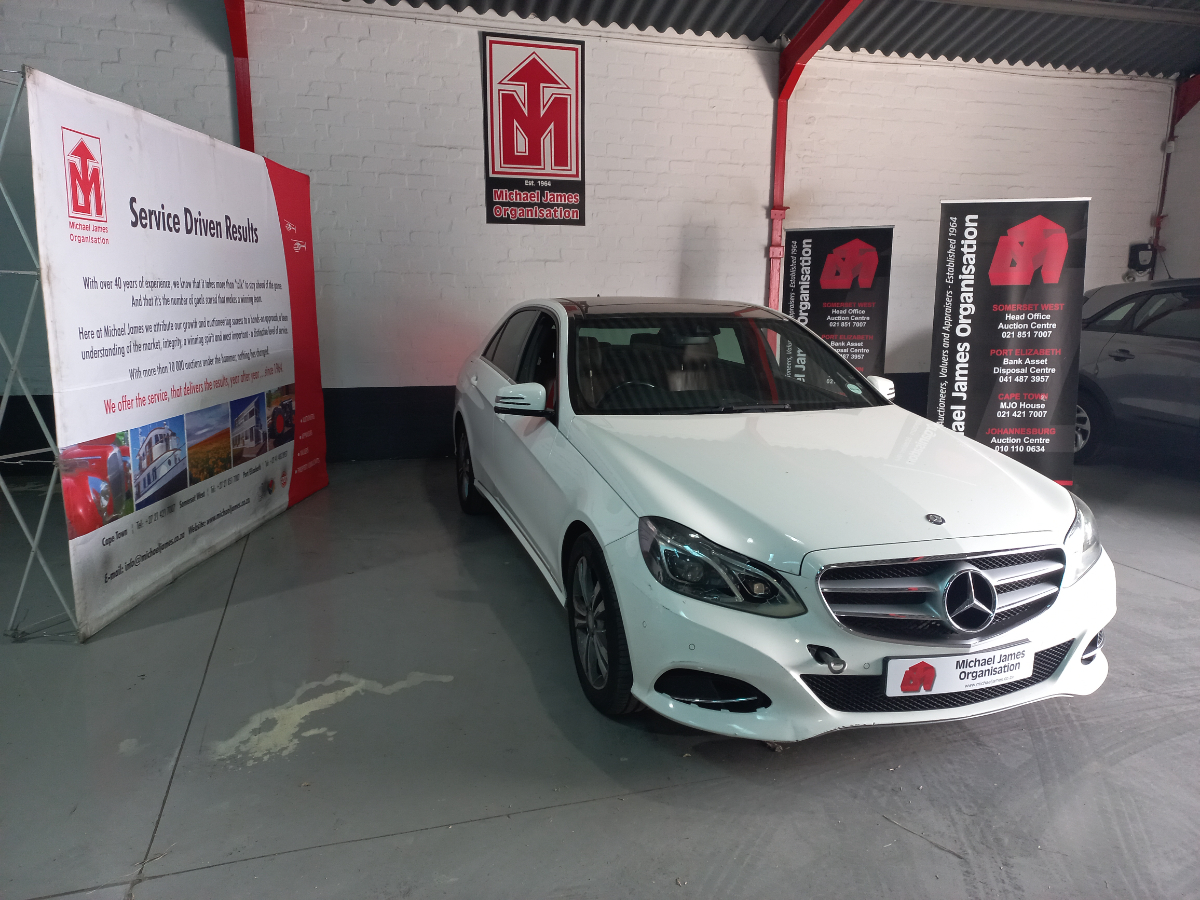 2014 Mercedes-Benz E 250 CDI thumbnail 3