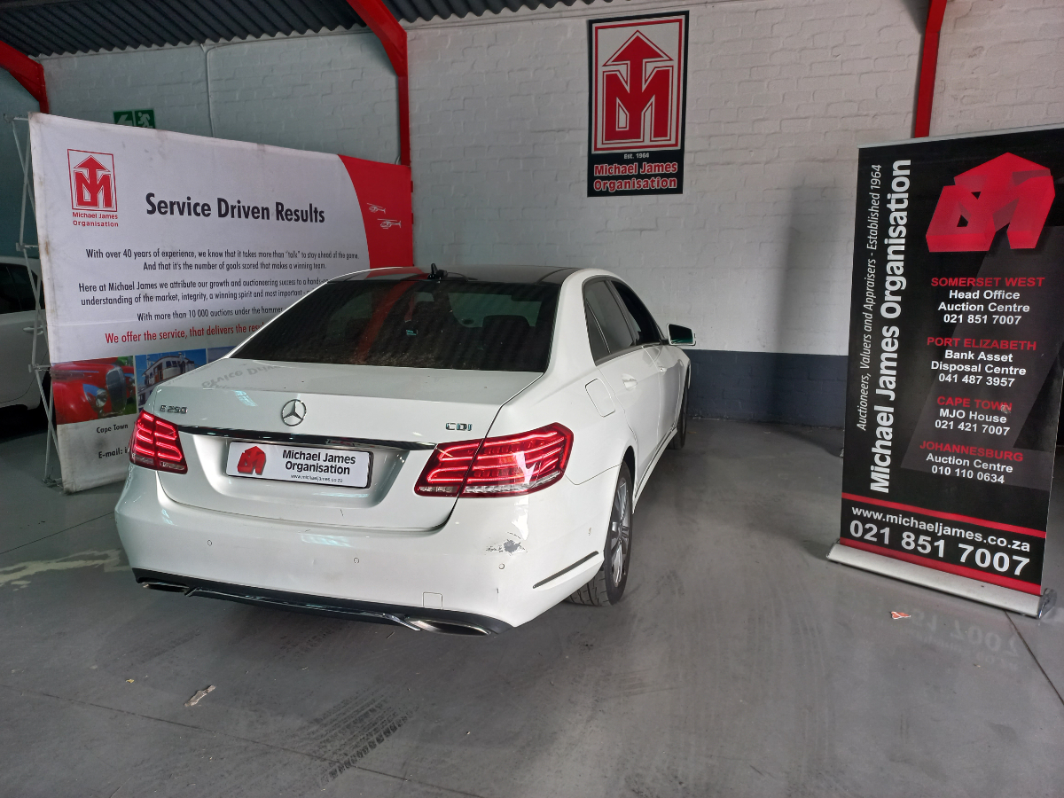 2014 Mercedes-Benz E 250 CDI thumbnail 5