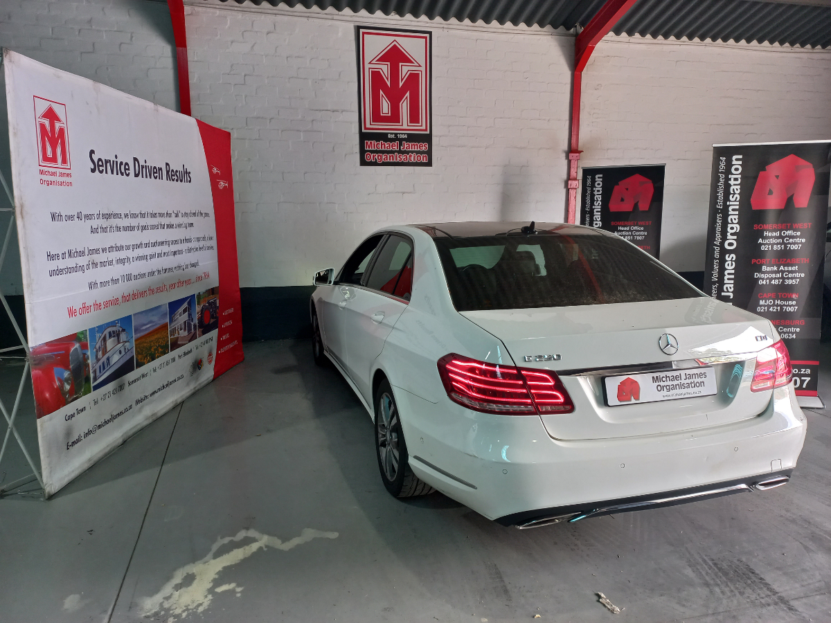 2014 Mercedes-Benz E 250 CDI thumbnail 6