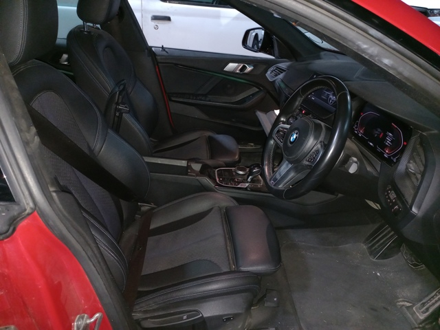 2021 BMW 218i Sport A/T (NON RUNNER) thumbnail 3