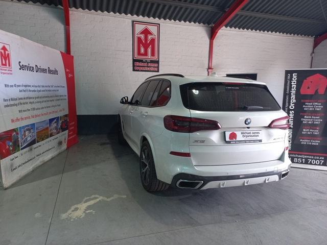 2021 BMW X5 30D A/T thumbnail 6