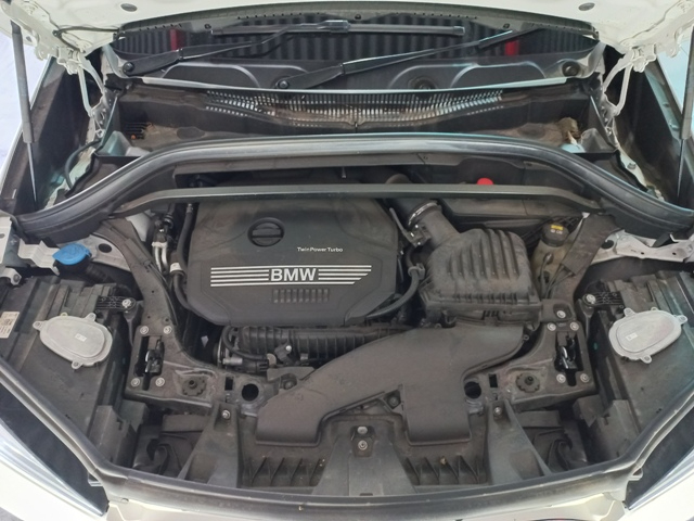 2022 BMW X1 18i A/T thumbnail 9