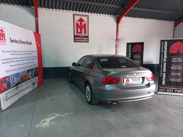 2011 BMW 320D A/T thumbnail 6