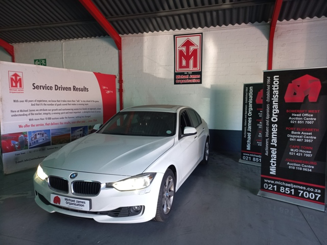 2015 BMW 320i A/T