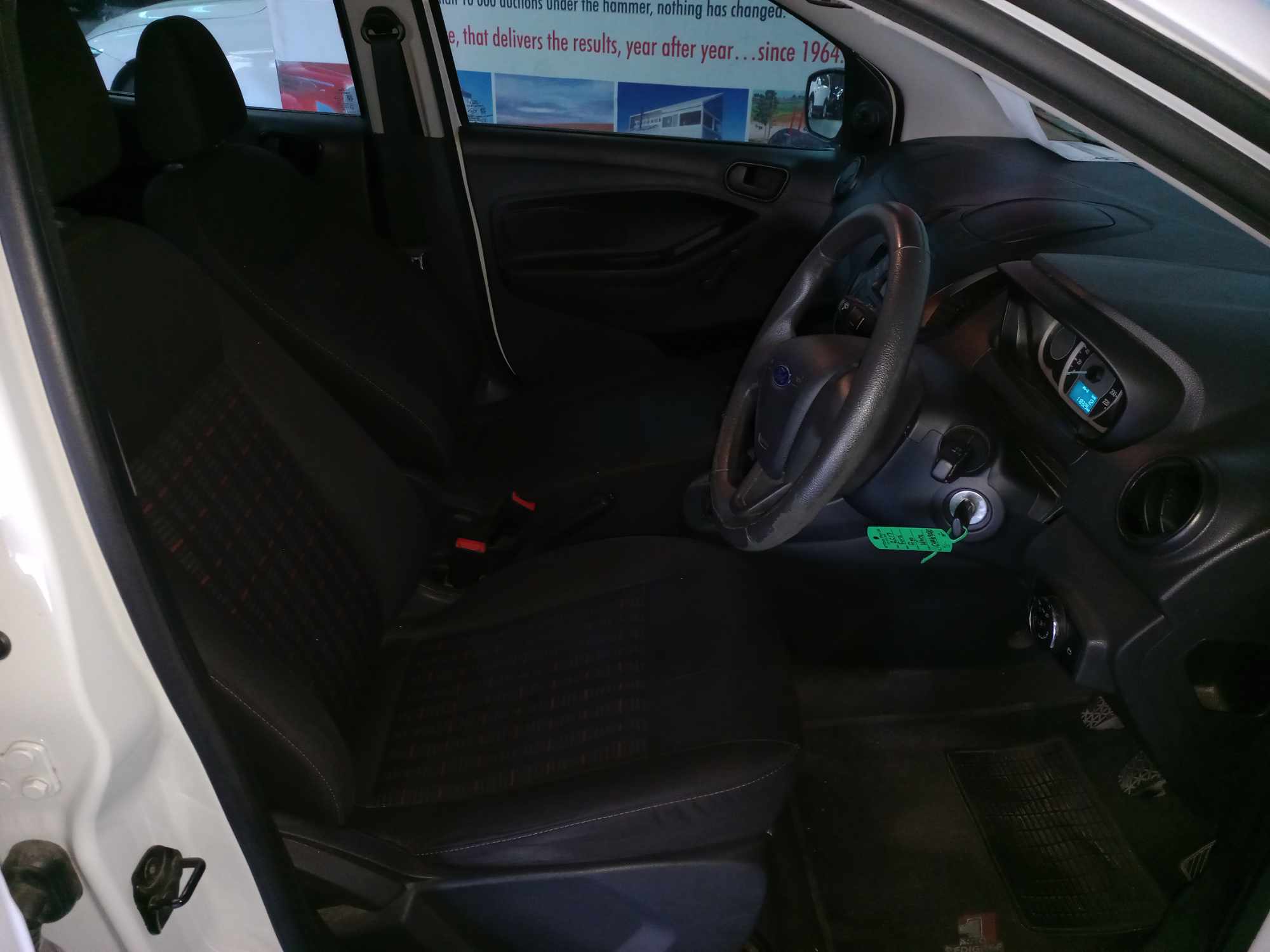 2017 Ford Figo 1.5 thumbnail 7