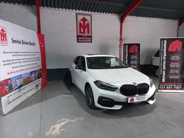 2021 BMW 118i A/T thumbnail 3