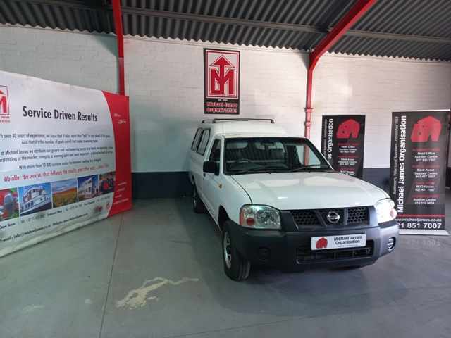 2015 Nissan NP300 2.0 P/U S/C thumbnail 3