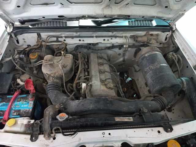2015 Nissan NP300 2.0 P/U S/C thumbnail 9