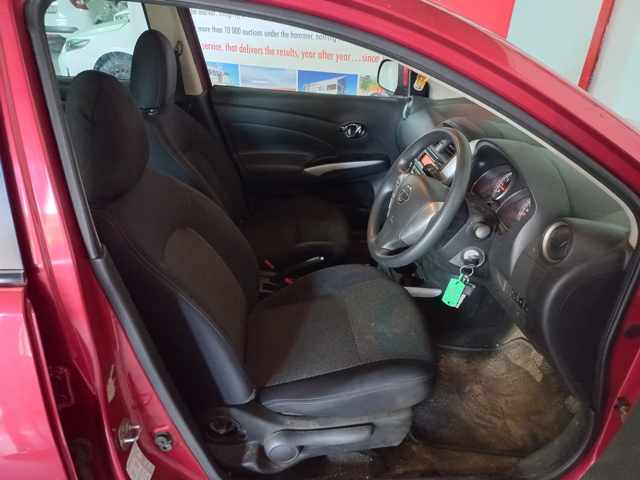 2019 Nissan Almera 1.5 A/T thumbnail 7