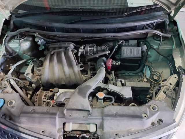 2010 Nissan Tiida 1.6 thumbnail 5