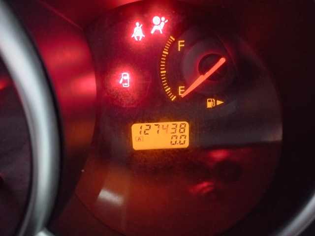 2010 Nissan Tiida 1.6 thumbnail 6