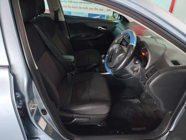 2016 Toyota Corolla 1.6 thumbnail 7