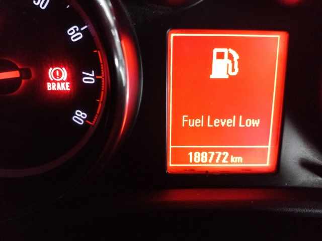 2012 Opel Astra 1.6 thumbnail 8
