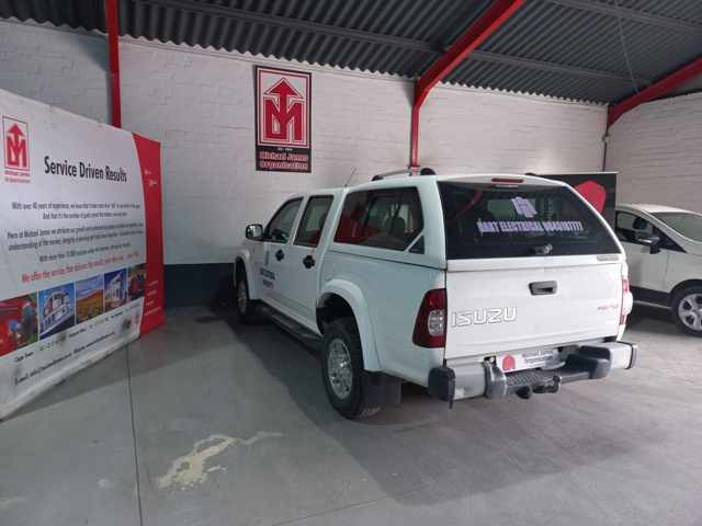 2013 Isuzu KB 250 D-TEQ P/U D/C thumbnail 6