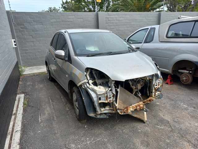2013 Honda Brio 1.2 (NON RUNNER) thumbnail 3