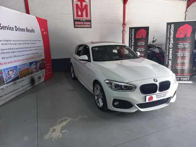 2015 BMW 118i M Sport A/T thumbnail 3