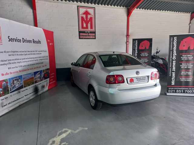 2015 VW Polo Vivo 1.6 thumbnail 6
