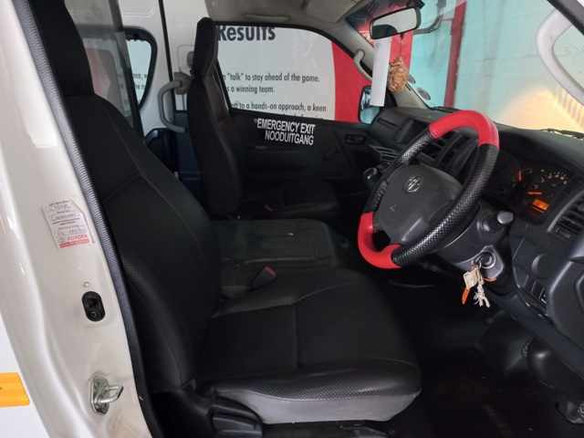 2021 Toyota Quantum 2.5 D-4D 16s thumbnail 7