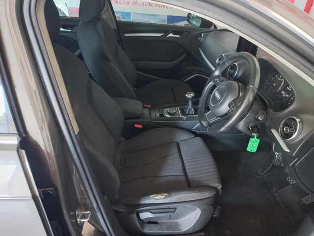 2013 Audi A3 1.8T thumbnail 7